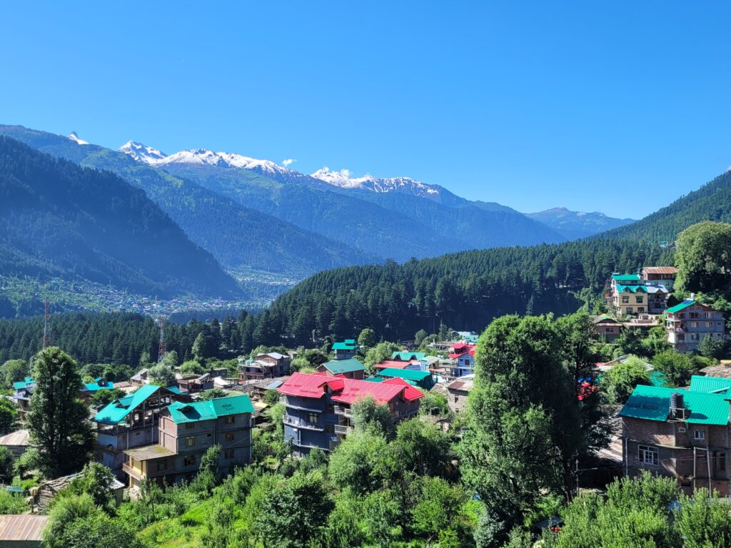 טיול להודו אל ההימלאיה הירוקה בהדרכת עופר צבי – אפריל 26